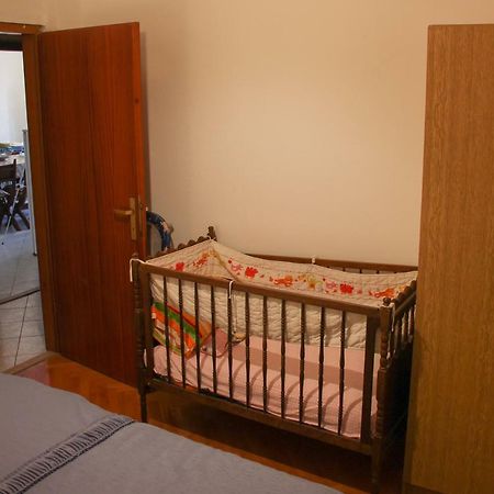 Apartmani Nada Seget Vranjica Eksteriør billede