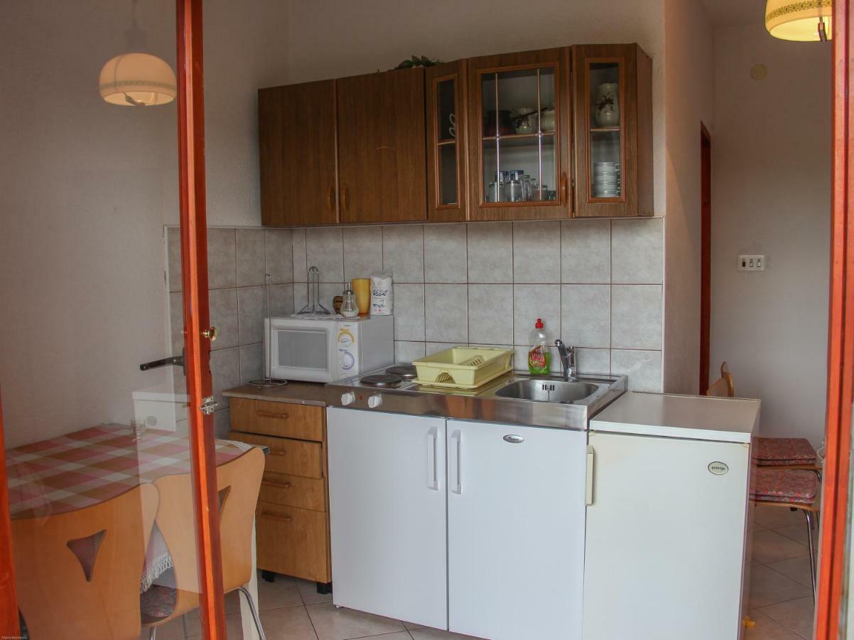 Apartmani Nada Seget Vranjica Eksteriør billede